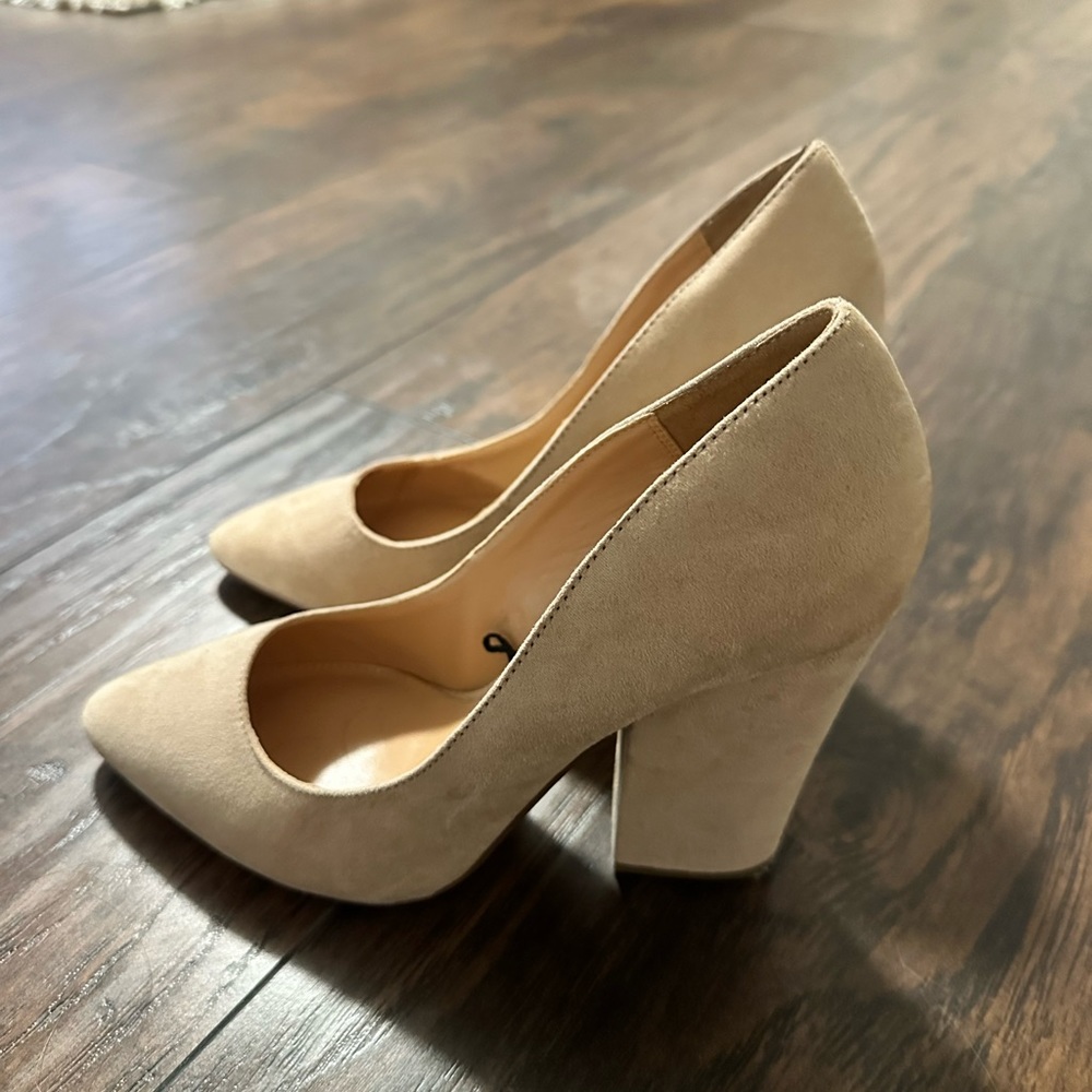 Express Heels